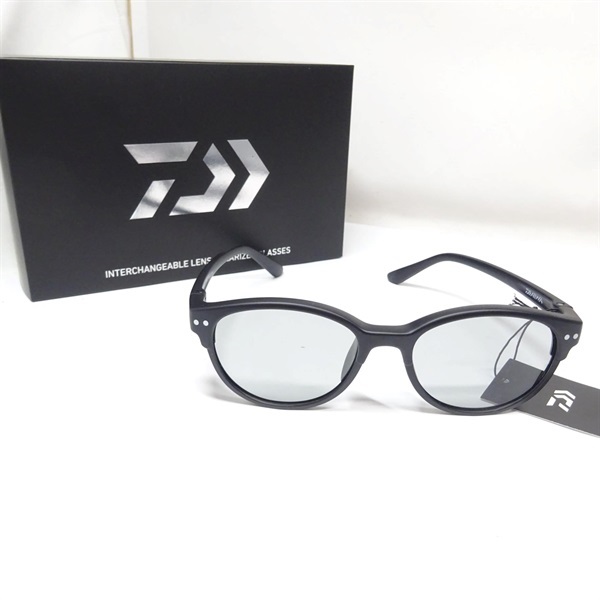 レンズ交換式偏光グラスグレー